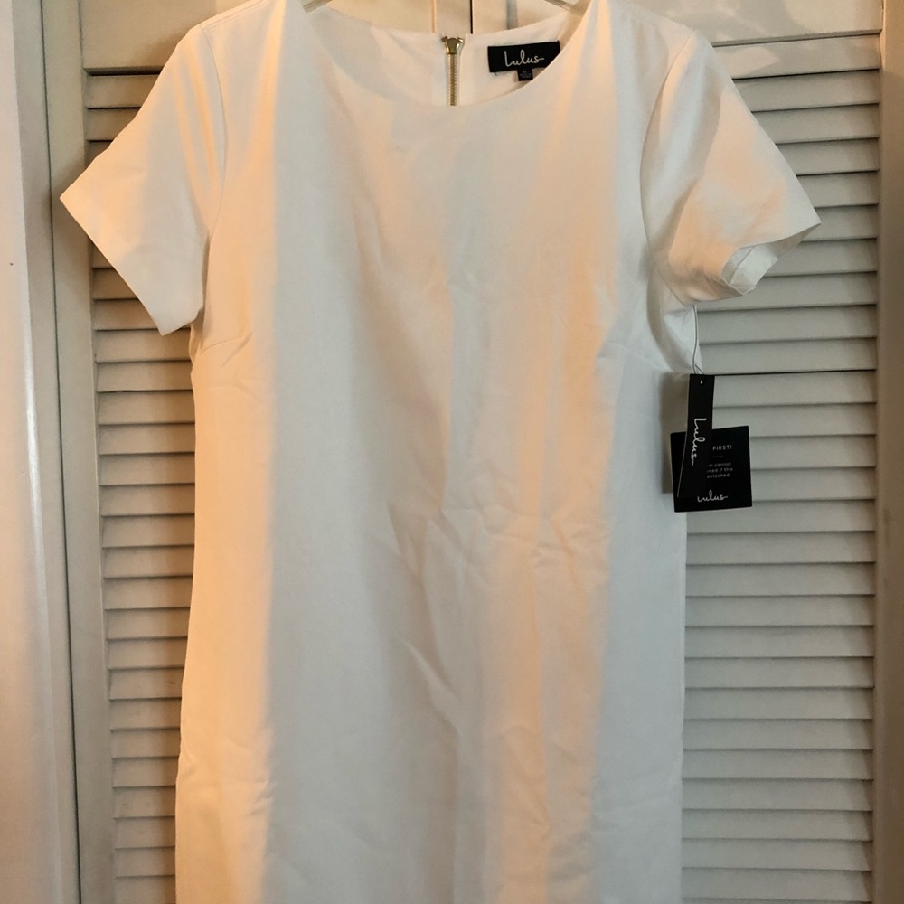 White Lulus shift dress